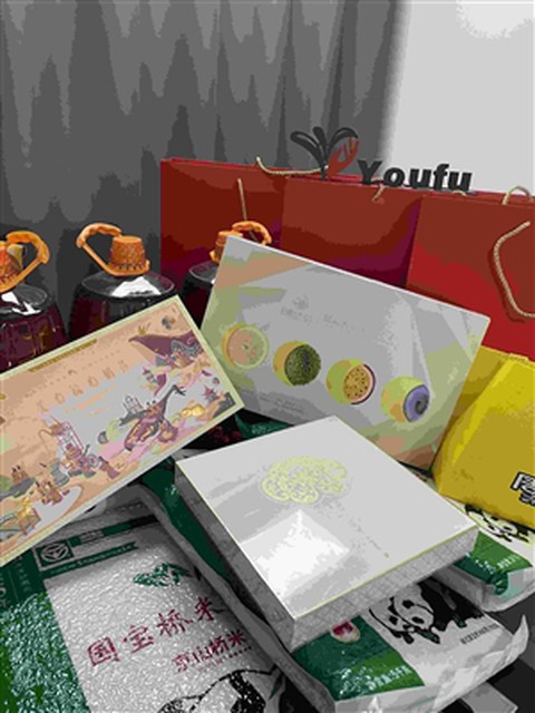 চীনের জাতীয় দিবস এবং মধ্য-শরৎ উৎসব উদযাপন